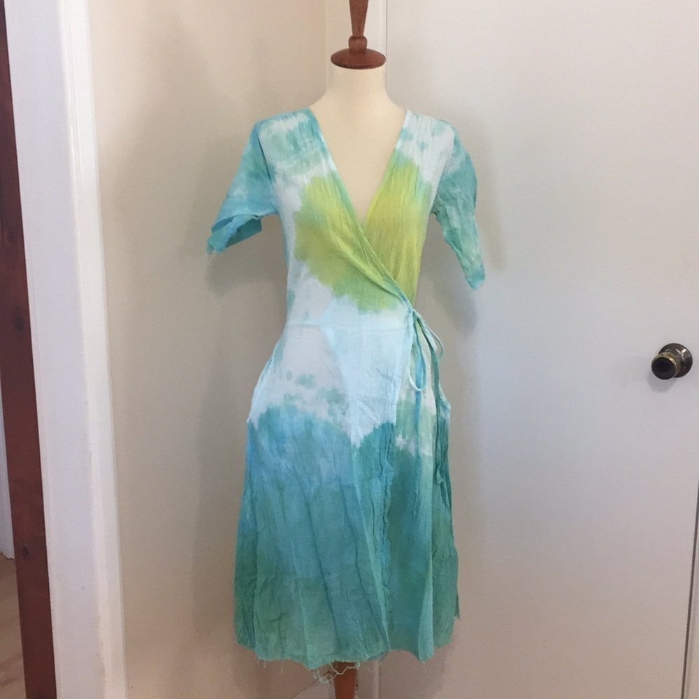 XS LOVE‎ TANJANE Wrap Dress FF21 3923